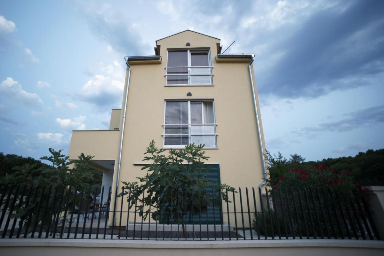 Apartman Kovacic Drage Bagian luar foto